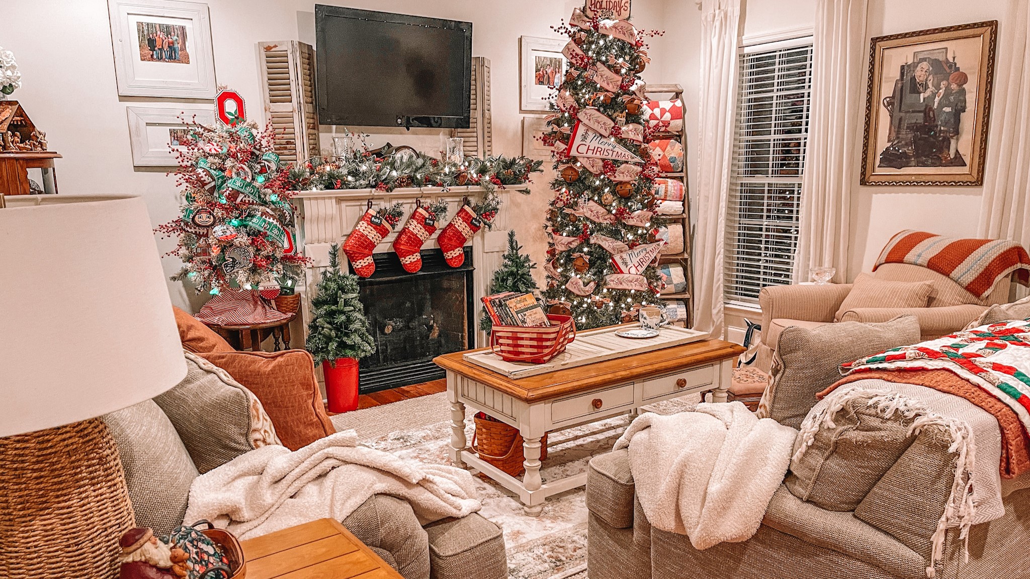 A Tenant’s Guide to Creating a Cosy Christmas in Your Gibraltar Rental (Without Losing Your Deposit) Image